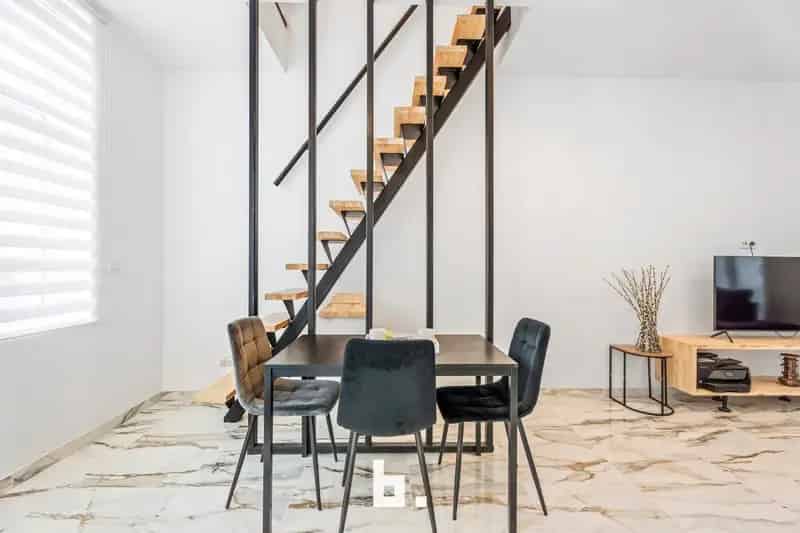Huis te Huur Roeselare: Gerenoveerde Stadswoning