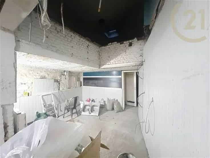 Te renoveren woning in Lebbeke