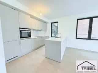 Appartement te huur Ukkel 114m² 2 slaapkamers terras