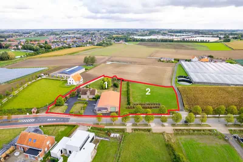Eigendom met loods 420m² op 7200m² nabij Roeselare