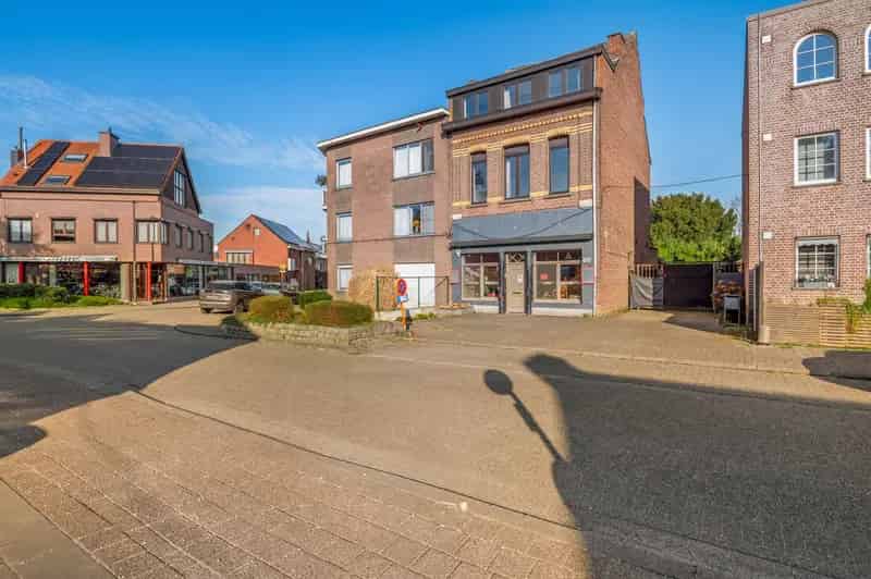 Ruime woning 285m² Mortsel - Ideaal voor gezin of zelfstandige