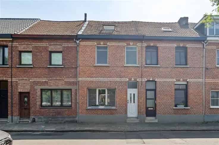 Huis Te Koop Schoten 3 slaapkamers 2 badkamers