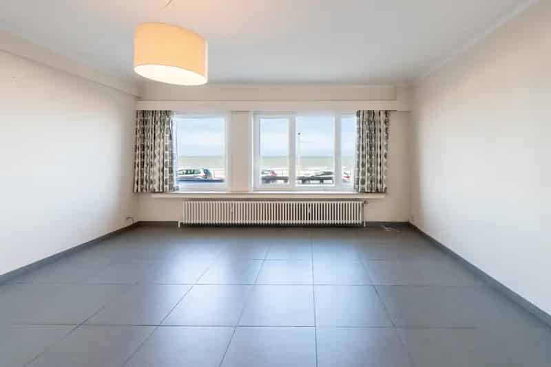 Appartement te huur Zeedijk: Zeezicht, 2 slaapkamers, Instapklaar