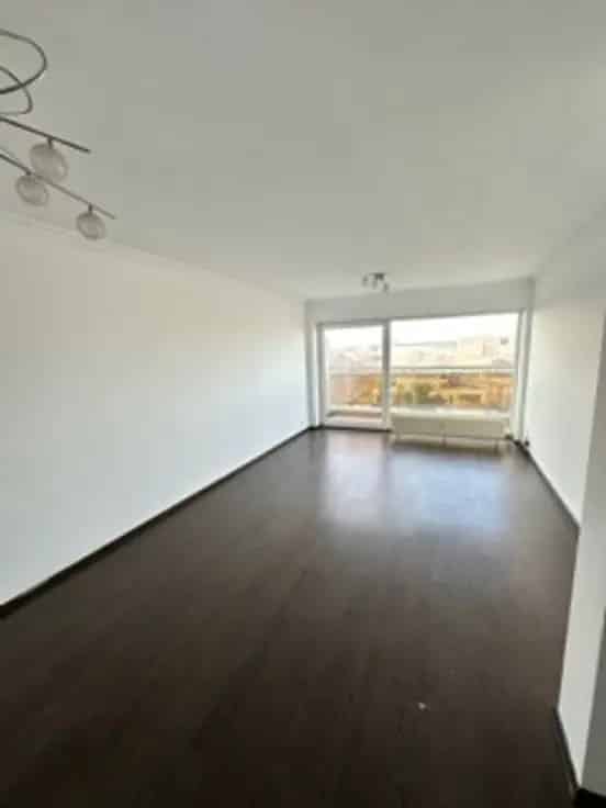 Appartement Te Koop Forest 2 slaapkamers Balkon Kelder Parking