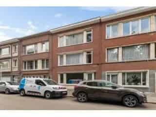 Appartement te koop Antwerpen 72m² tuin 95m² te renoveren