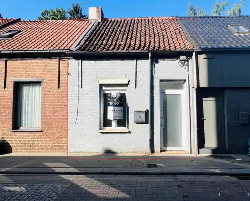 Te renoveren rijwoning 1 slaapkamer