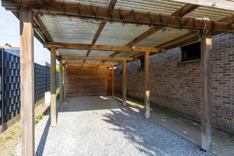 Huis te huur Assenede: Ruime gezinswoning met 4 slaapkamers en tuin
