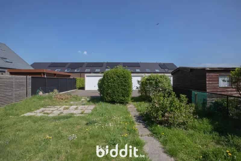 OP TE FRISSEN WONING & GARAGE