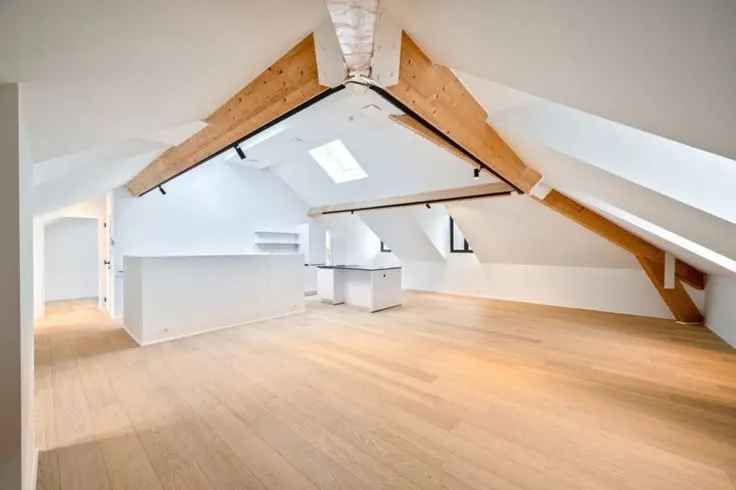 Penthouse Te Huur Brussel Centrum 2 Slaapkamers 119m2