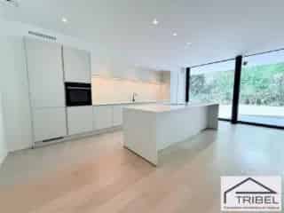 Appartement te huur Ukkel 155m² 2 slaapkamers tuin terras