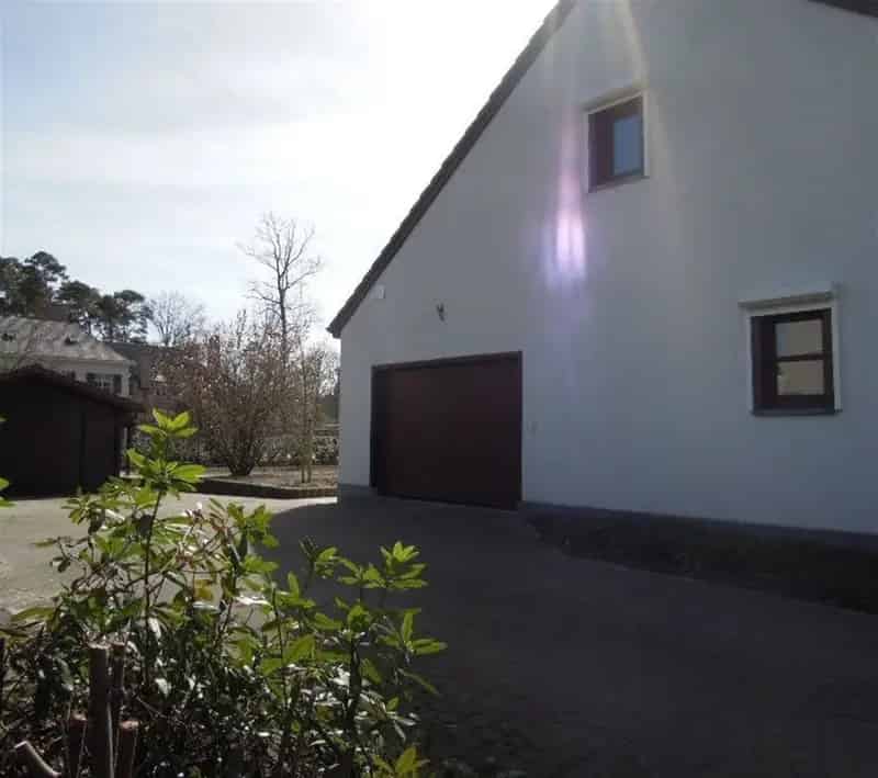 Villa te koop: Ruime gezinswoning met 4 slaapkamers (uitbreidbaar tot 6)