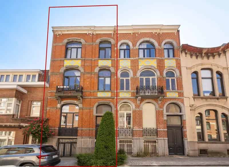 Huis te koop Woluwe-Sint-Pieters  Opbrengsteigendom 350m²