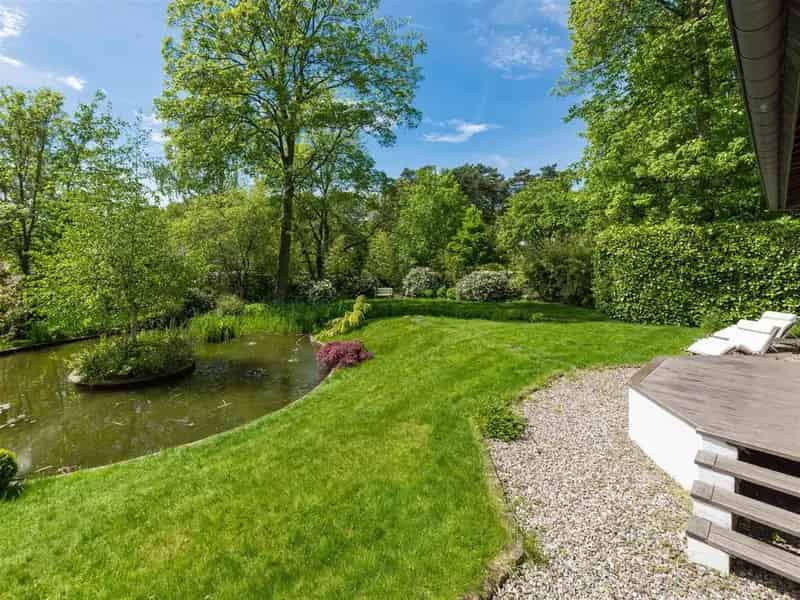 Huis te koop Ukkel Prins van Oranje 1100m² gerenoveerd