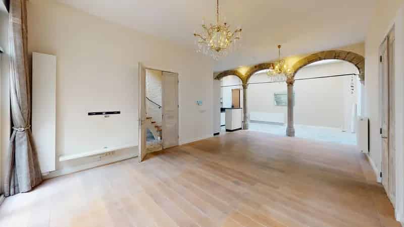 Huis te koop Antwerpen Centrum: Gerenoveerde Stadsvilla