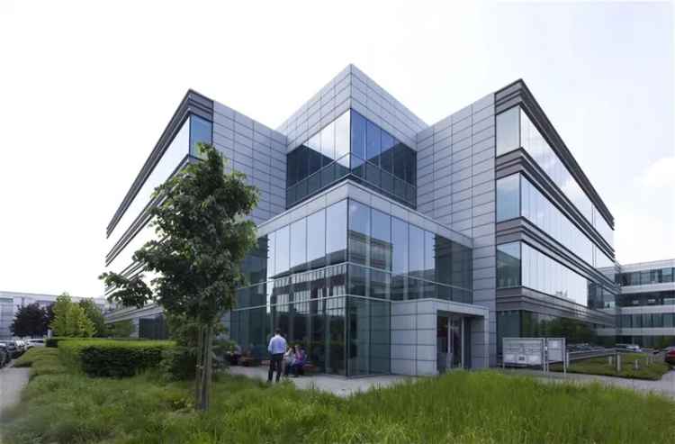 THE SAGE - Business & Media Park: Een kantoorcomplex bestaande uit 3 afzonderlijke gebouwen, kantoren te huur vanaf 408m²