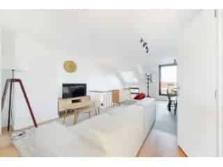 Appartement te huur Schaarbeek - Duplex Nabij Station Schuman