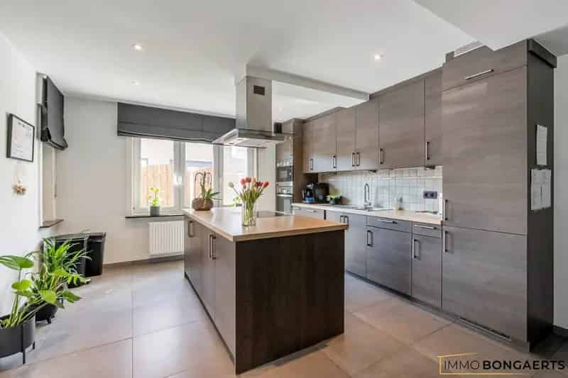 Gerenoveerde woning 4 slaapkamers