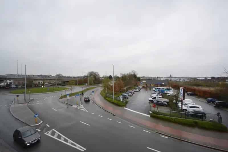 Solide Kantoorgebouw Tijdelijke Verhuur