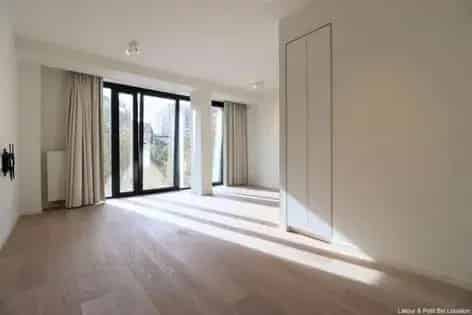 Luxe Studio Brussel Nabij Louise 51m² Dakterras