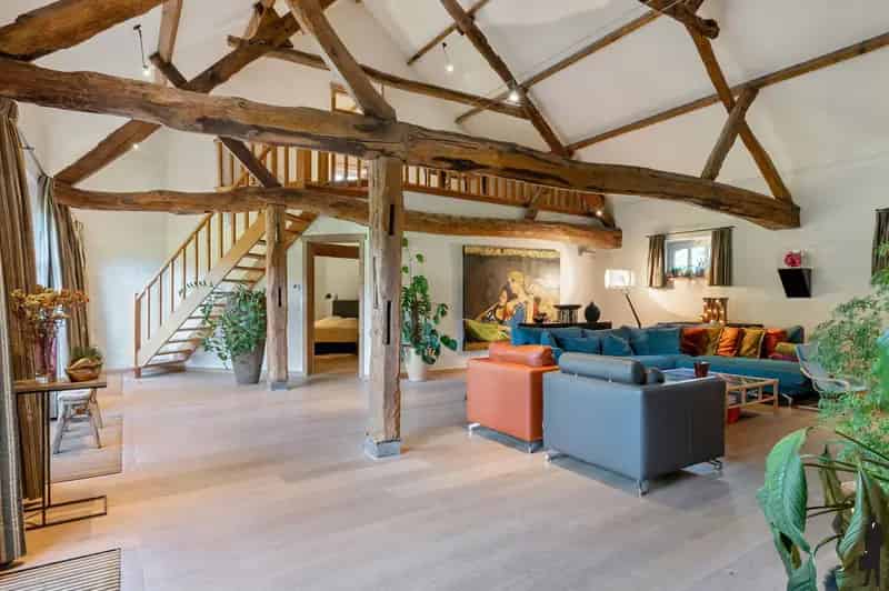 Landgoed 25000m2 Boerderij Bijgebouw