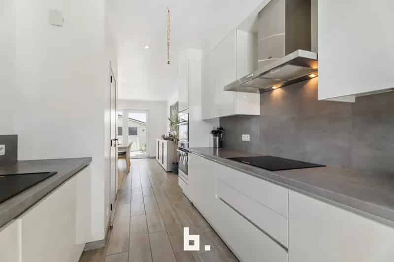 Huis te koop Roeselare: Instapklare woning 3 slaapkamers