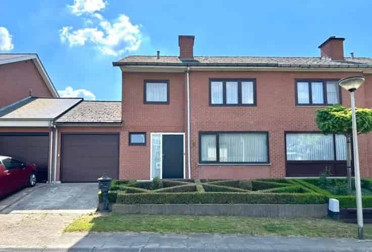 Huis Te Koop 3 Slaapkamers Tuin Garage