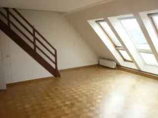 Triplex te Huur Etterbeek Nabij Europees District