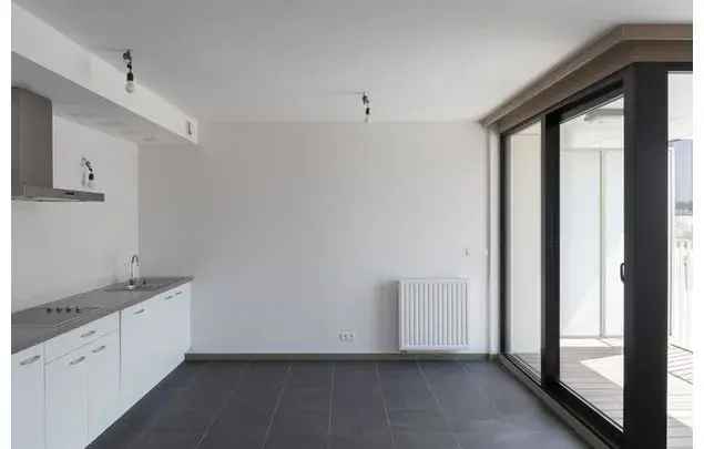 Huur 2 slaapkamer appartement van 82 m² in Antwerp