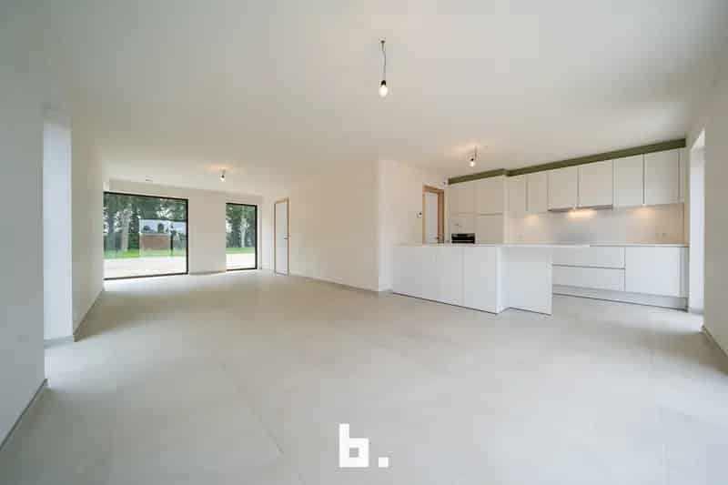 Moderne Nieuwbouwwoning 4 slaapkamers Ruime Tuin