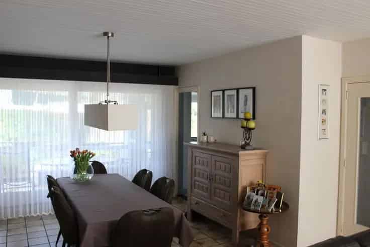 Ruime Bel-Etage te Koop in Wilrijk