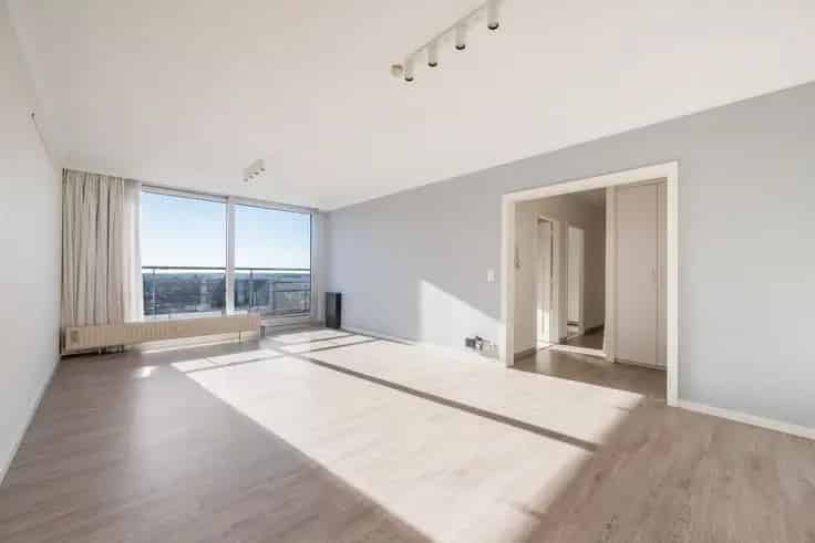 Gerenoveerd Appartement Berchem Uitzicht Terras 2 slaapkamers