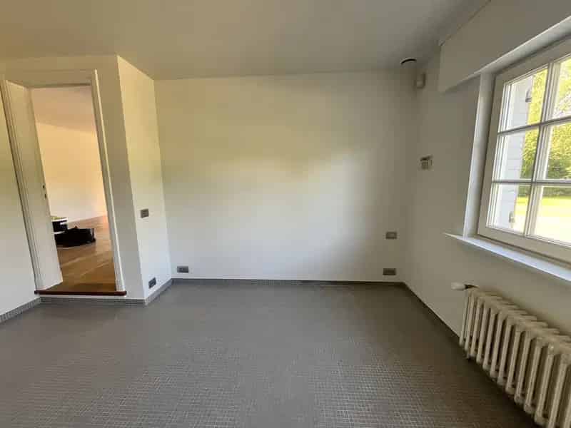 Huis te koop: Rustige woning met tuin en garage
