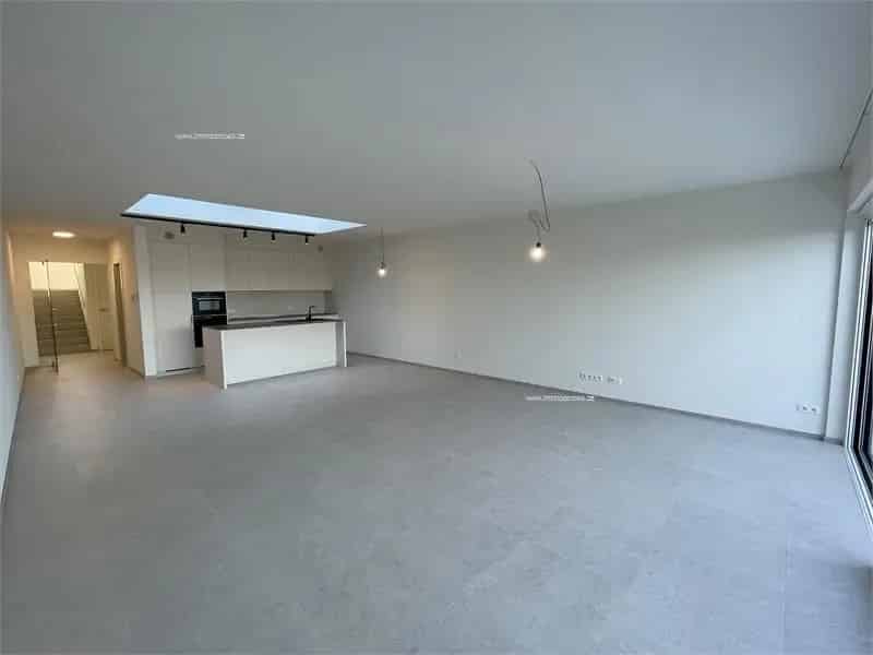 Nieuwbouw Huis 4 Slaapkamers Te Huur Woubrechtegem