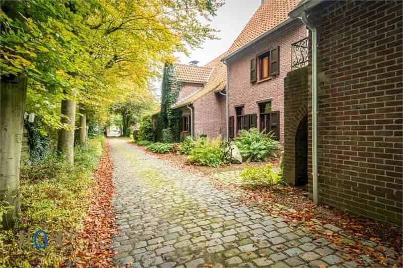 Huis te koop Eeklo 7 slaapkamers parktuin