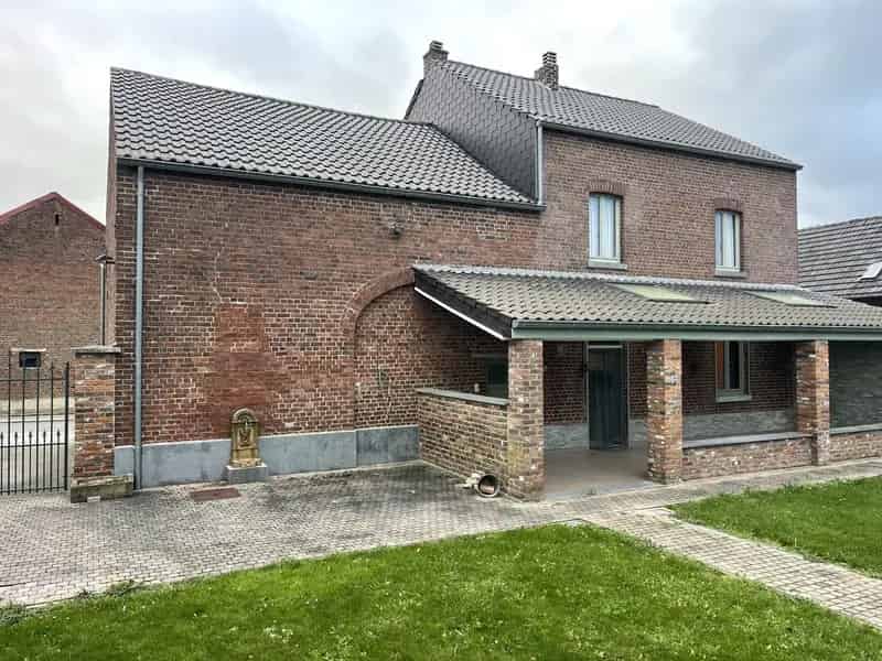 Landelijke woning met potentieel