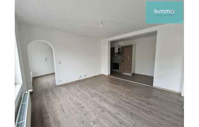 Huur 2 slaapkamer appartement in Charleroi