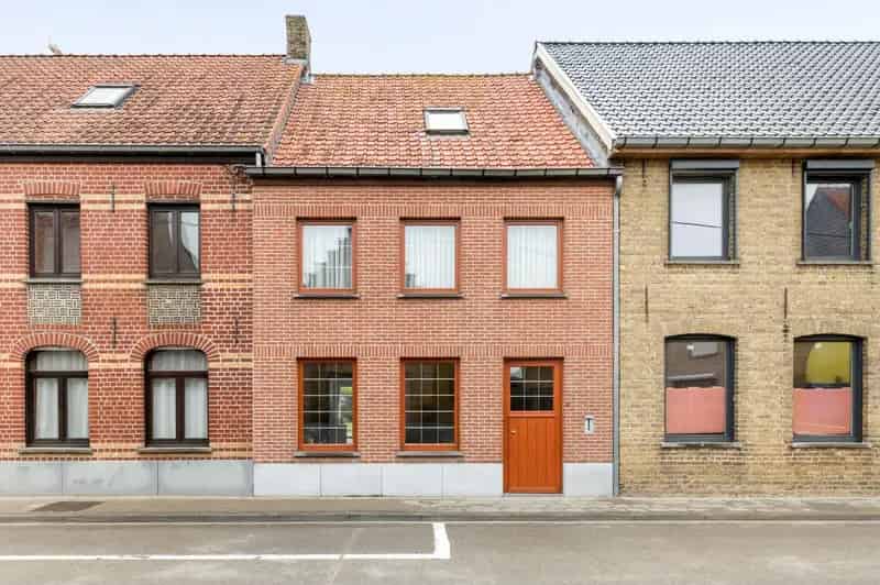 Verrassend Ruime Woning 2 Slaapkamers Gezellige Tuin