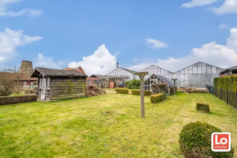 Te renoveren woning met garage en tuin Lochristi Oostakker