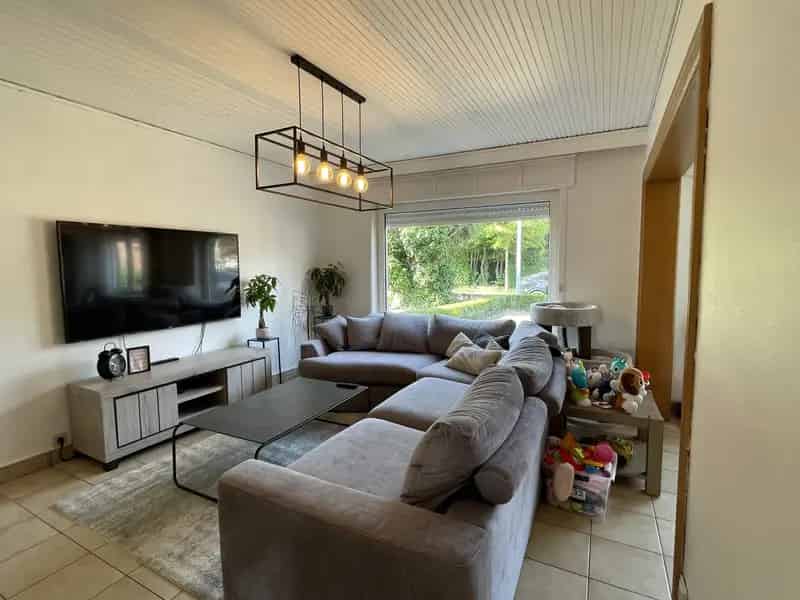 Huis te huur Harelbeke 4 slaapkamers grote tuin garage zonnepanelen