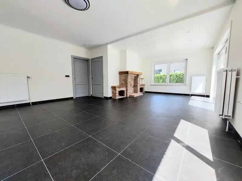 Ruime Halfopen Woning