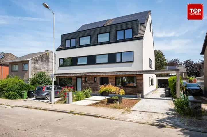 Huis te Koop Wondelgem: Twee Woonentiteiten