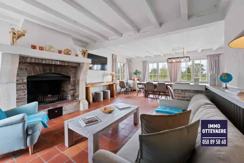Charmante Villa te Knokke met Polderzicht