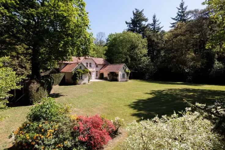 Huis Te Koop: Landhuis nabij Royal Latem Golf