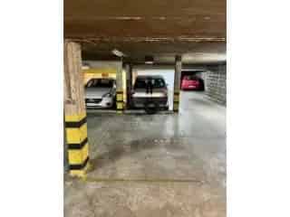 Garage te Koop Elsene Beveiligd Ondergronds