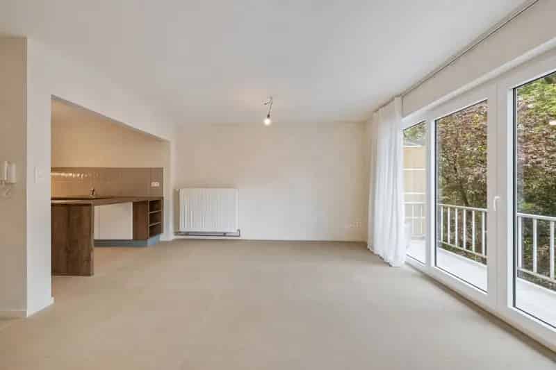 Gerenoveerd Appartement 2 slaapkamers Hamme Terras Garage