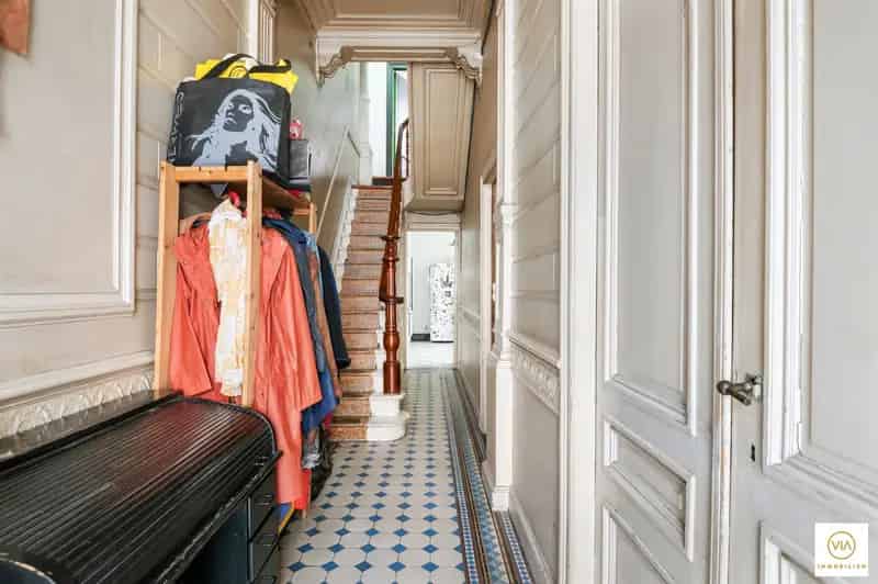 Herenhuis te renoveren Oud Berchem Nabij E19 en Harmoniepark