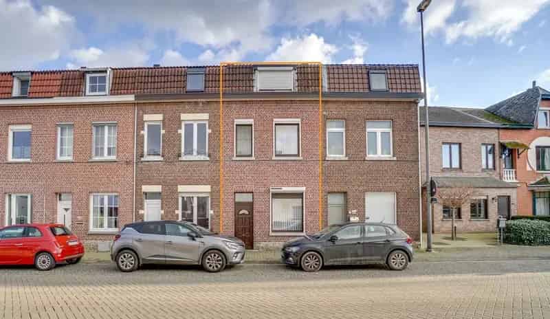 Ruime Rijwoning Vier Slaapkamers