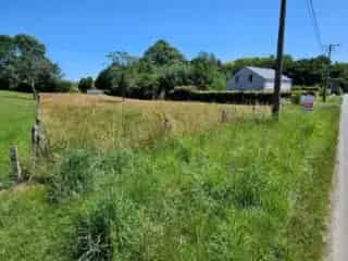 Bouwgrond Sommerain - Ruim perceel 24 are