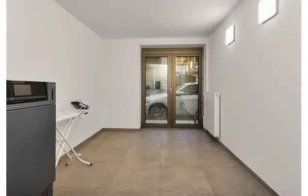 Huur 1 slaapkamer appartement van 71 m² in Antwerp