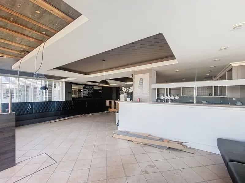 Horecazaak met Appartement te Koop Toplocatie
